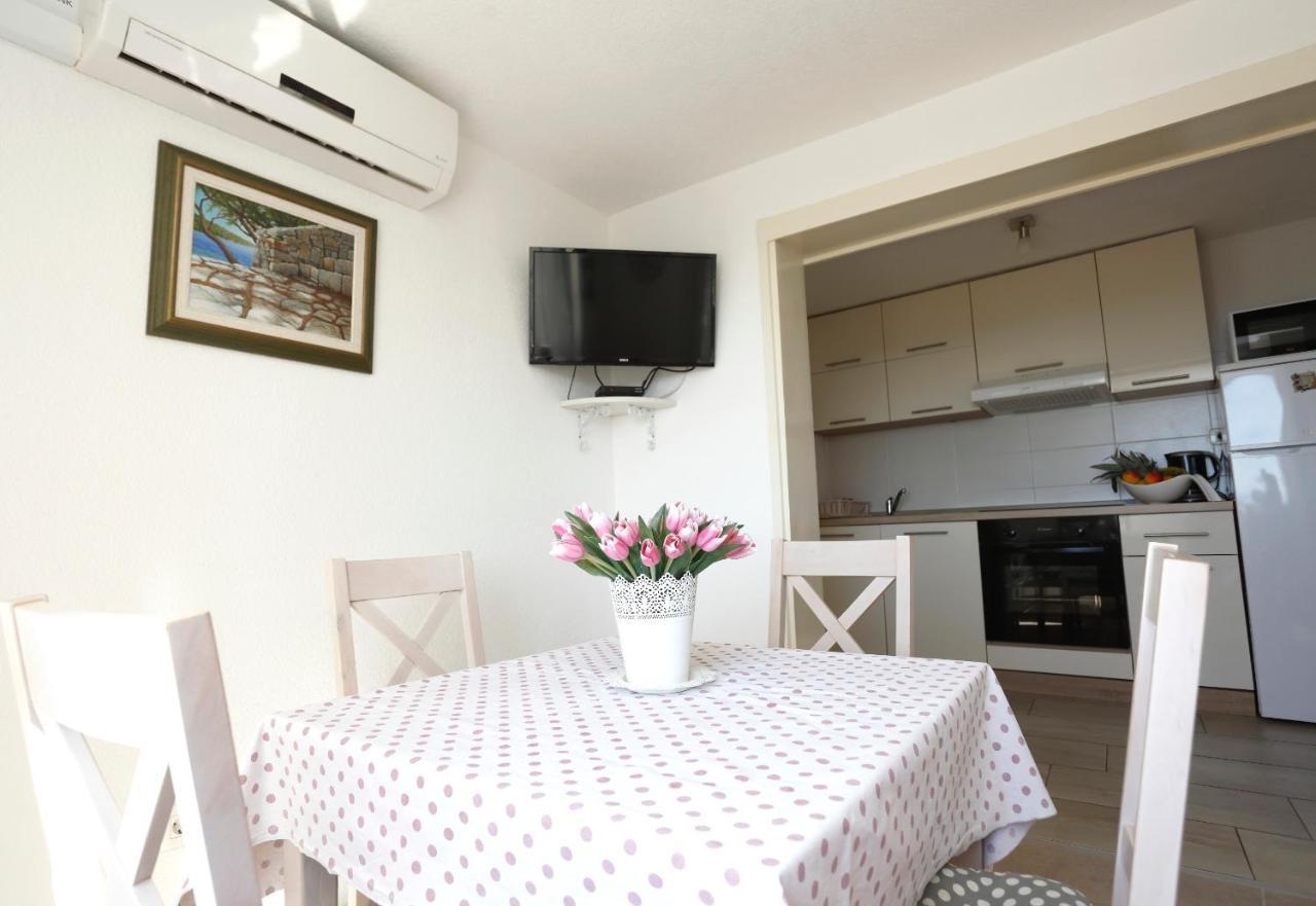 Holiday Home Miklica Klis Luaran gambar
