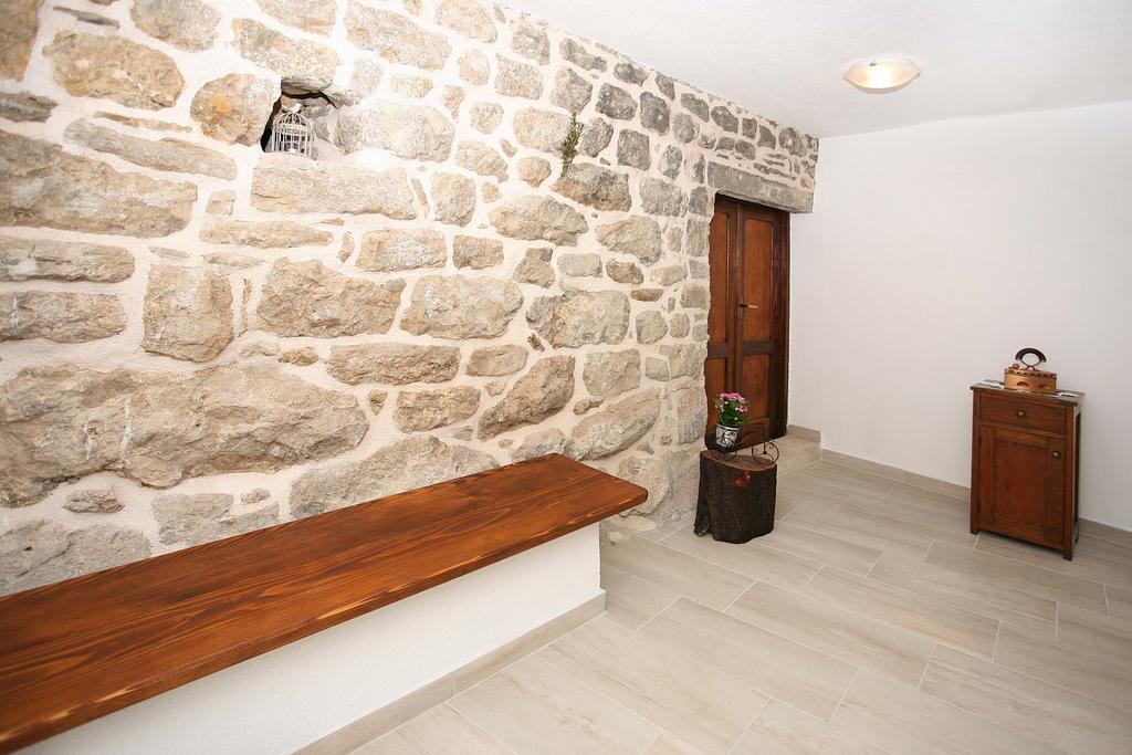 Holiday Home Miklica Klis Luaran gambar